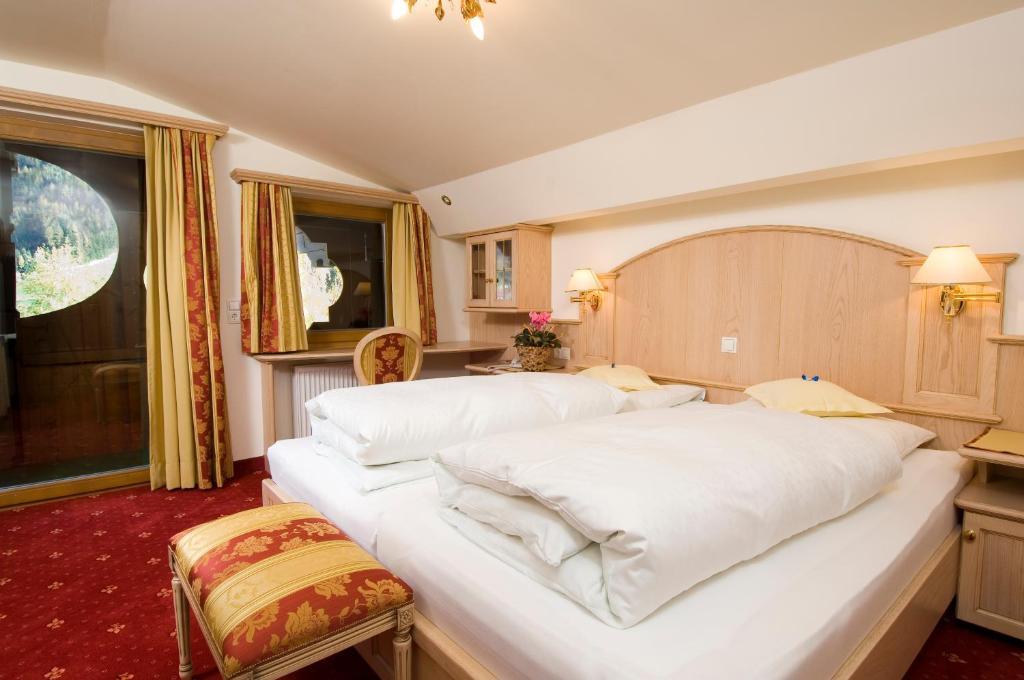 Alpenhotel Fernau Neustift im Stubaital Habitación foto